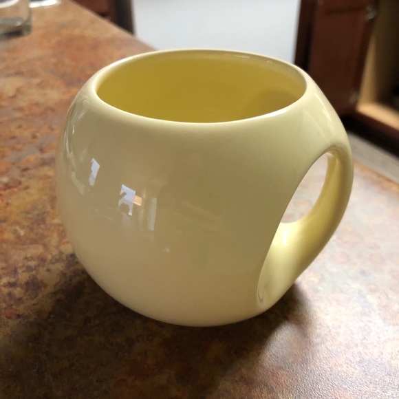 Steeped Other - 4 NWT Cream Colored Elfreda Tea Cups 4 x 8 oz